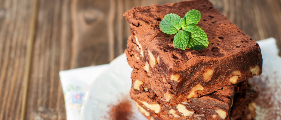 Torta fredda di biscotti al cioccolato senza cottura