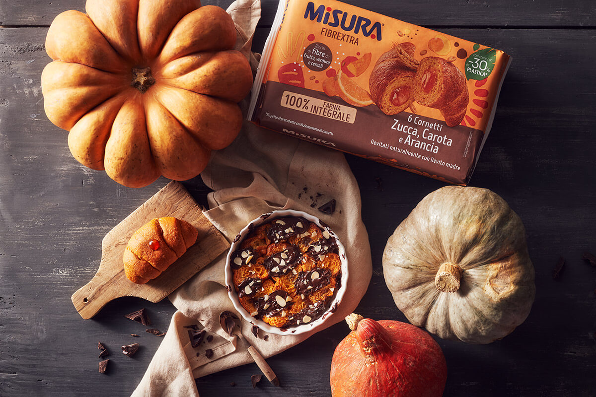 Torta di Cornetti Fibrextra con Zucca, Carota e Arancia al forno