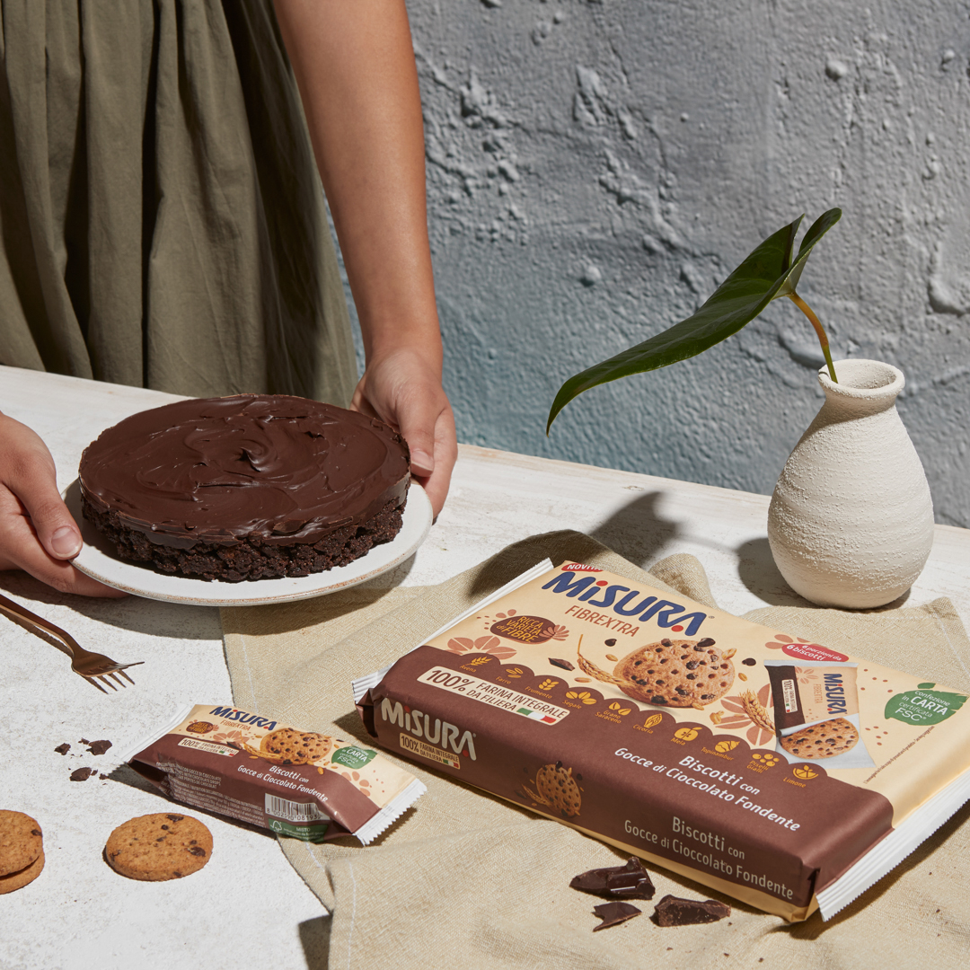 Torta Fredda al Cioccolato Fondente con Biscotti con Gocce di Cioccolato Fibrextra